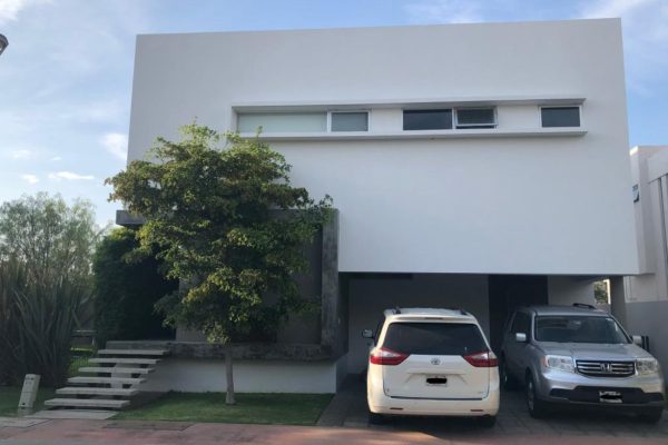 Casa en venta con Solares 3