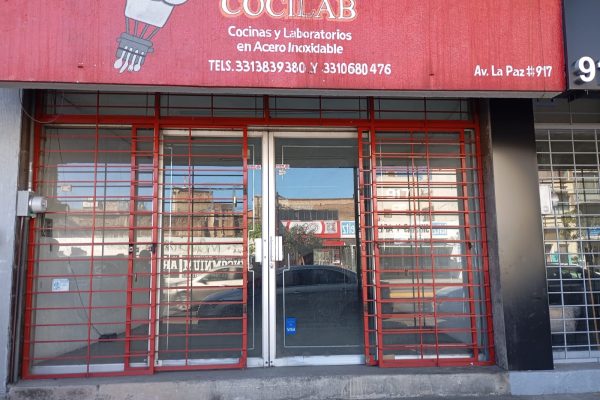 LOCAL EN VENTA Avenida la Paz #917