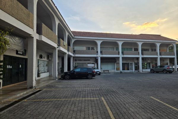 LOCAL EN VENTA PLAZA FLORENCIA P.B. $5’500,000