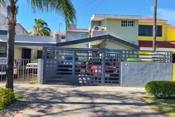 CASA EN VENTA MIRADOR DEL SOL $8’500,000